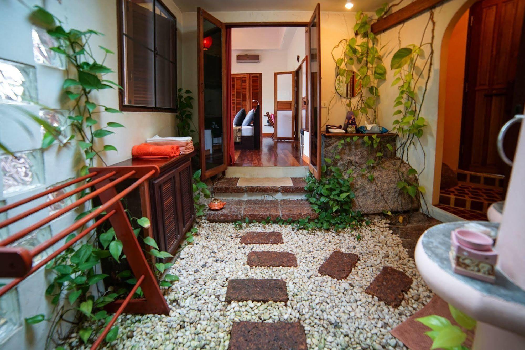 Bed and Breakfast La Cigale Ko Tao Esterno foto