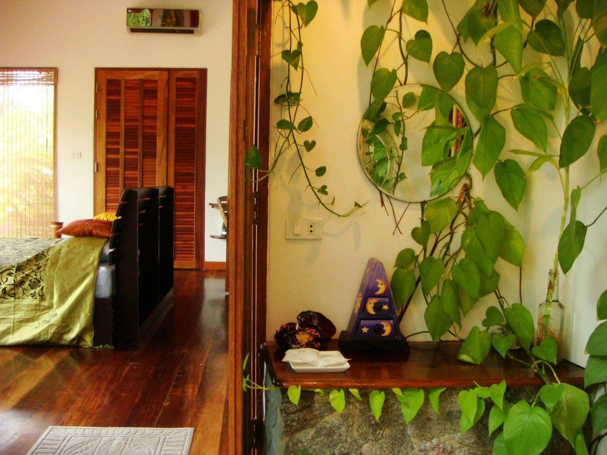 Bed and Breakfast La Cigale Ko Tao Esterno foto